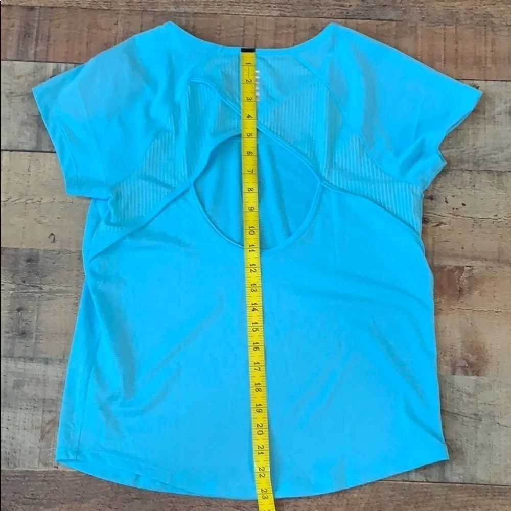 💦💧NO Sweat Under Armour fitted Heatgear NWT💦
Final Markdown - Picture 4 of 8